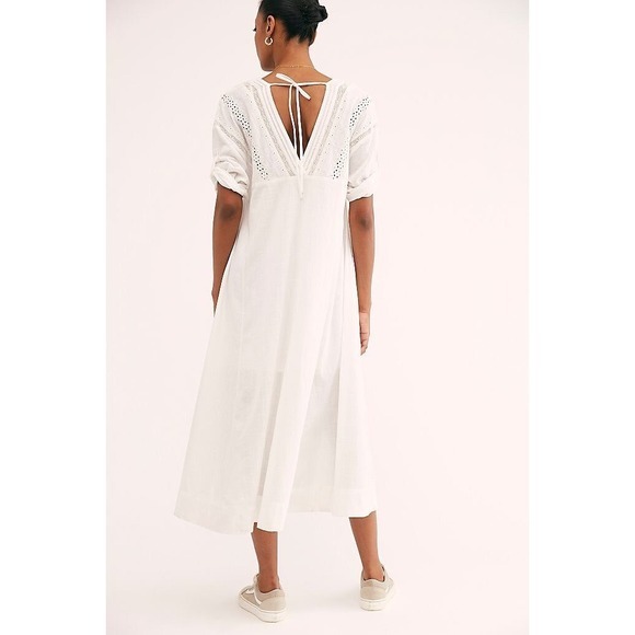 Free People Dresses & Skirts - NWT FREE PEOPLE L DAYBREAK LACE EMBROIDERED EYELET MIDI DRESS WHITE COTTAGECORE